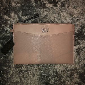 Guess Clutch/ Wristlet